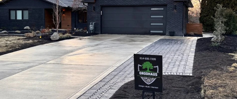 House in Upper Arlington, OH, with driveway.