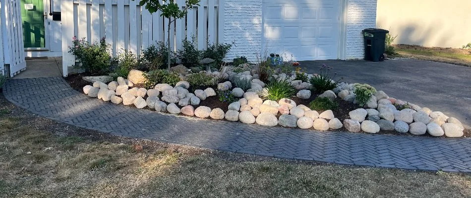 Paver walkway next to landscape area in Upper Arlington, OH.
