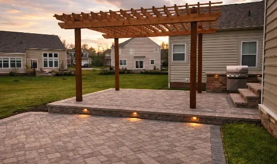 Outdoor kitchen on a patio in Upper Arlington, OH.